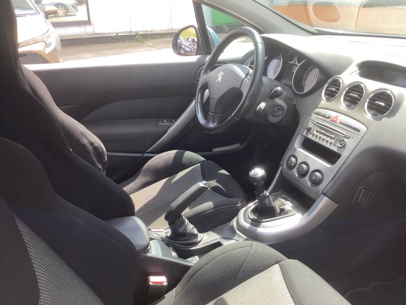 Peugeot 308 1.6 Access 2013 – снимка 17