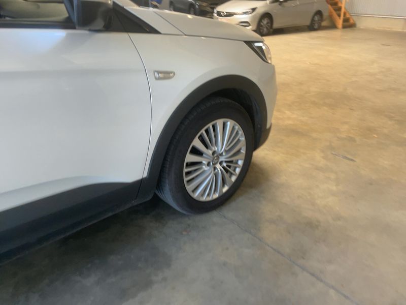 Opel Grandland X 1.2 Turbo Edition 2019 – снимка 11
