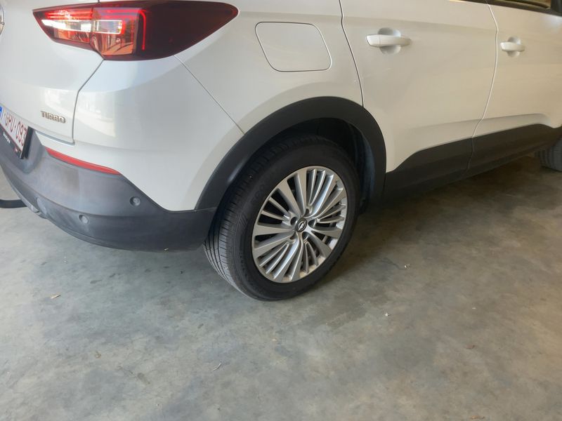 Opel Grandland X 1.2 Turbo Edition 2019 – снимка 9