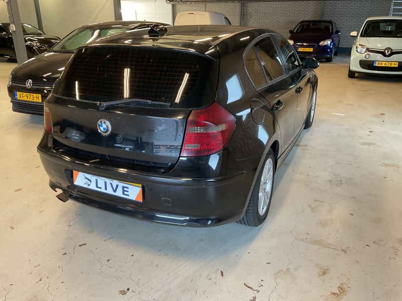 BMW 1er 116i 2009 – снимка 2