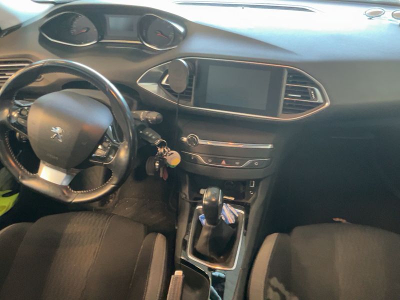 Peugeot 308 1.2 e-THP Style 2016 – снимка 17