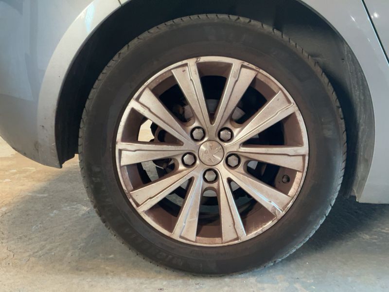 Peugeot 308 1.2 e-THP Style 2016 – снимка 9