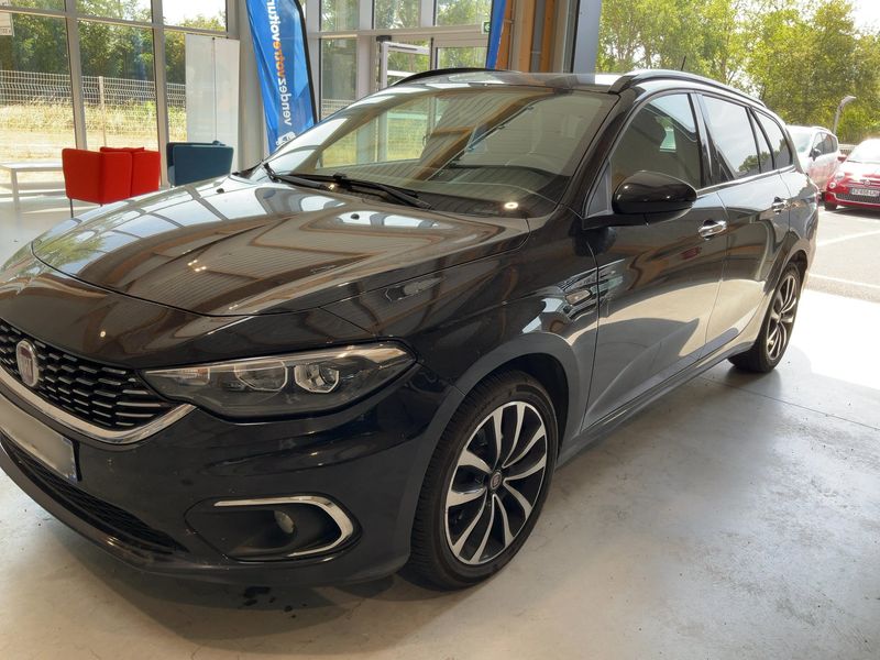 Fiat Tipo 1.6 JTDM Lounge 2019 – снимка на щета