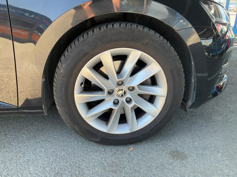 Skoda Superb 2.0 TDI Style 4x4 2020 – снимка 11
