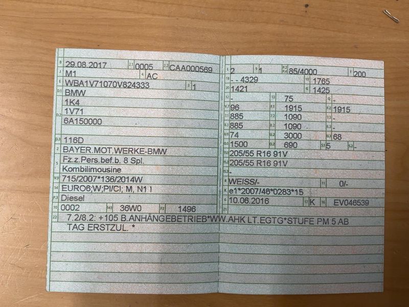 BMW 1er 116d Advantage 2017 – снимка 21