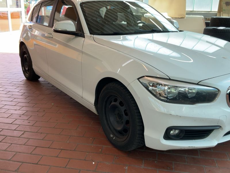 BMW 1er 116d Advantage 2017 – снимка 12