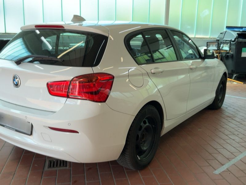 BMW 1er 116d Advantage 2017 – снимка на щета 8
