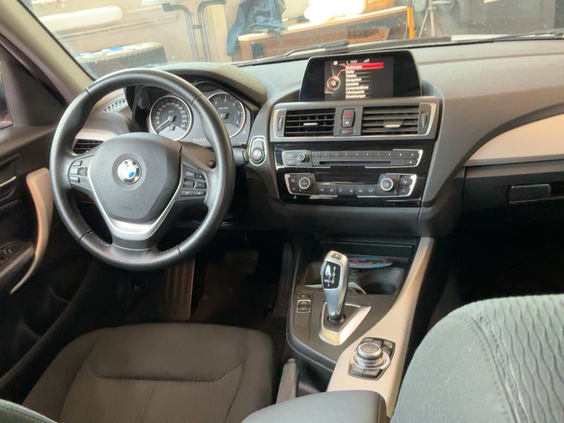 BMW 1er 116d Advantage 2017 – снимка 18