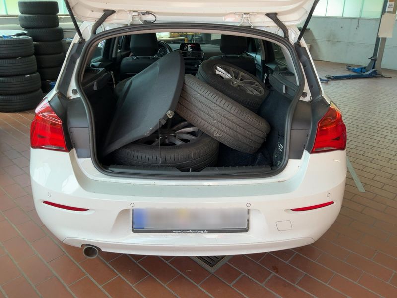 BMW 1er 116d Advantage 2017 – снимка 16