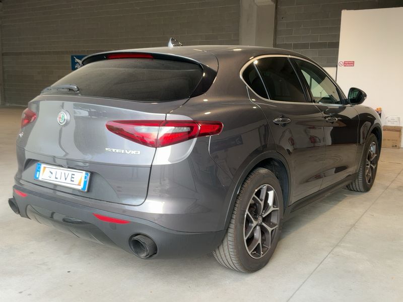 Alfa Romeo Stelvio 2.2 JTDM Super Q4 2018 – снимка 8
