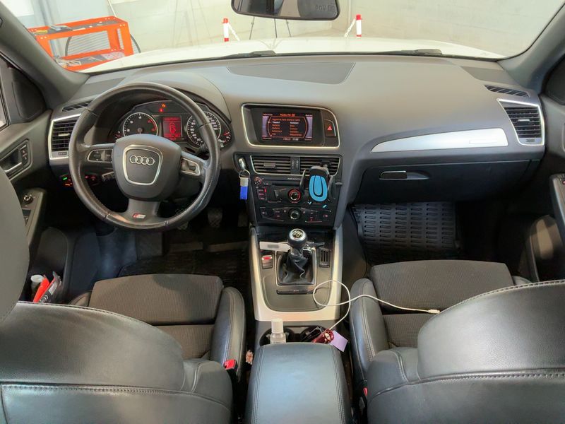 Audi Q5 2.0 TDI quattro 2012 – снимка 17