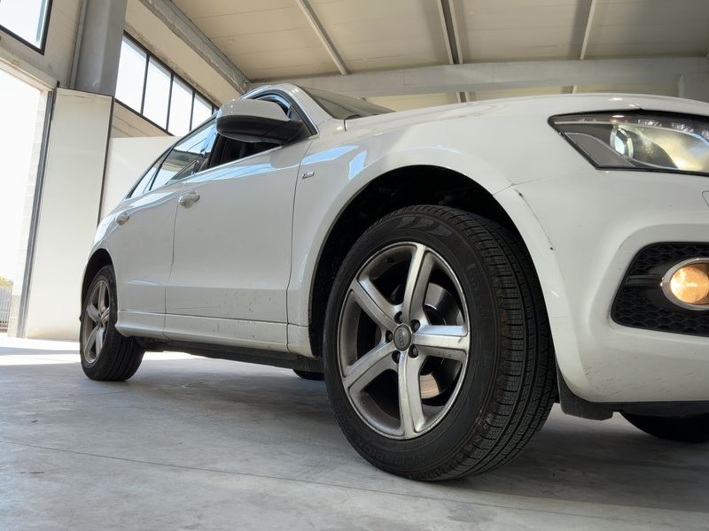 Audi Q5 2.0 TDI quattro 2012 – снимка 12