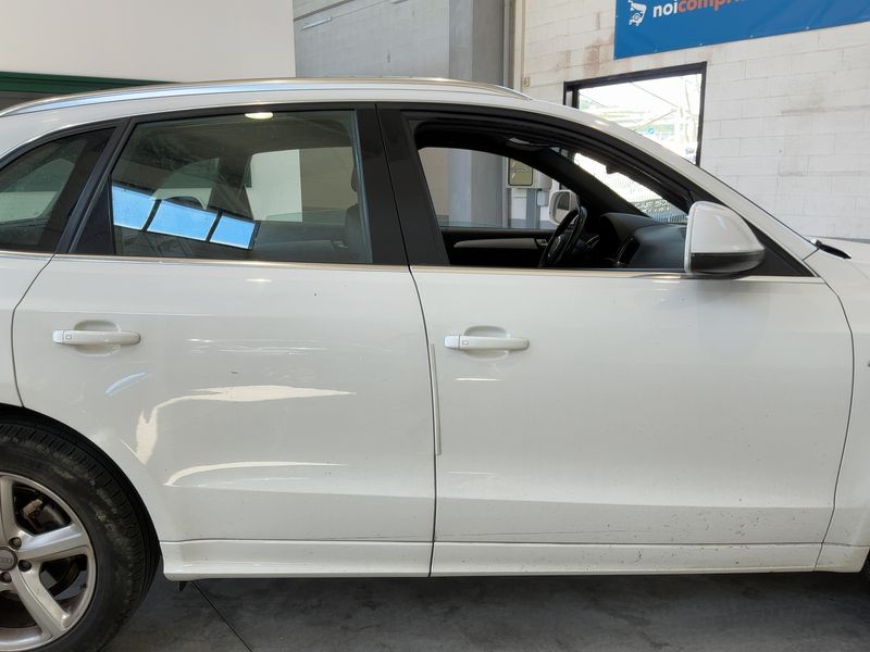 Audi Q5 2.0 TDI quattro 2012 – снимка 10