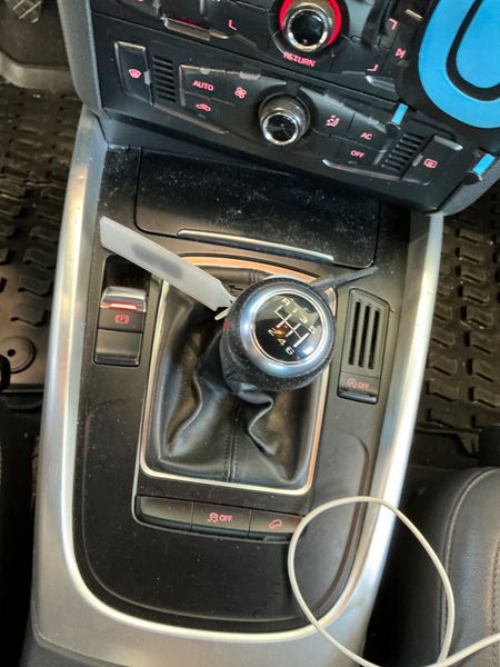 Audi Q5 2.0 TDI quattro 2012 – снимка 22