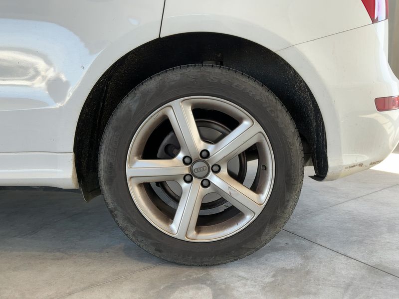 Audi Q5 2.0 TDI quattro 2012 – снимка 5