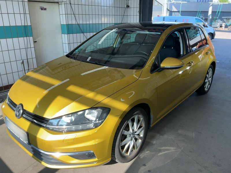 Volkswagen Golf VII 1.0 TSI Sound 2018 – снимка 1