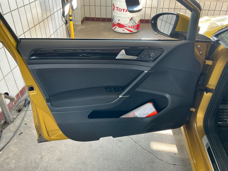 Volkswagen Golf VII 1.0 TSI Sound 2018 – снимка 31