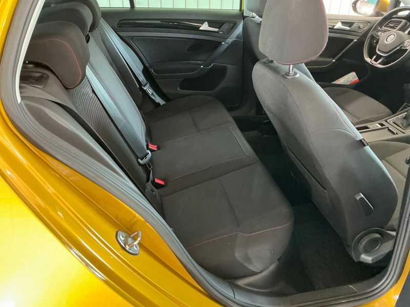 Volkswagen Golf VII 1.0 TSI Sound 2018 – снимка 36