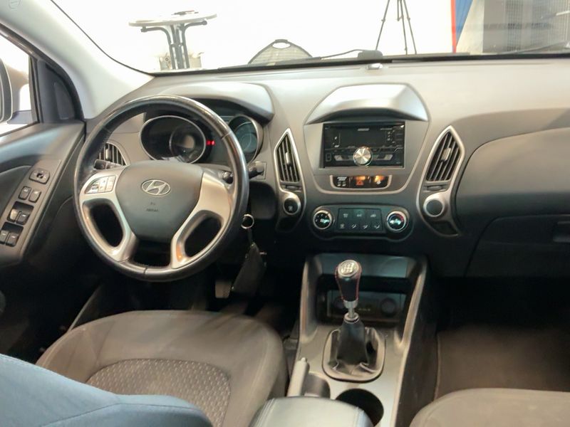 Hyundai ix35 2.0 Premium AWD 2011 – снимка 17