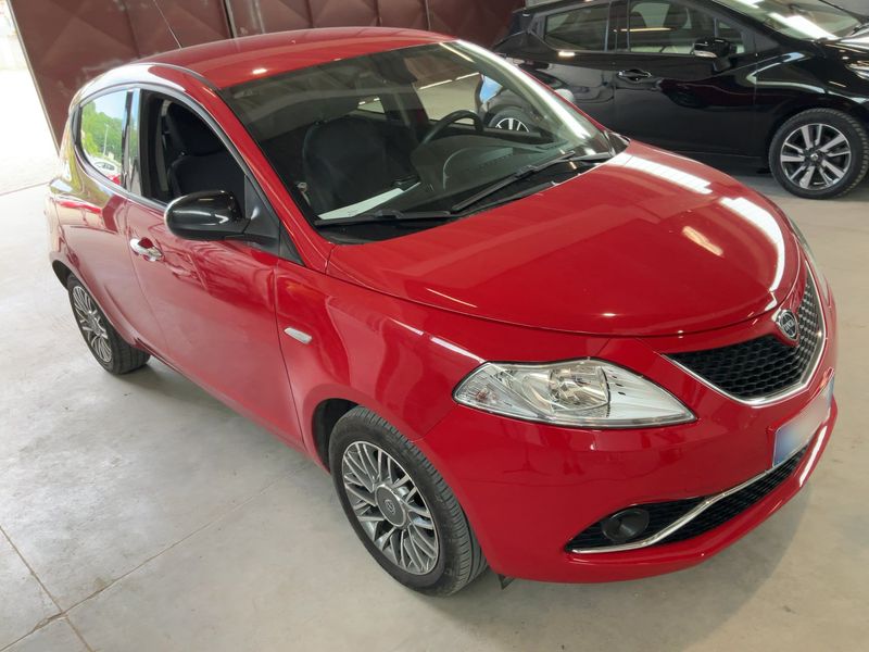 Lancia Ypsilon 1.2 Silver 2017 – снимка 12