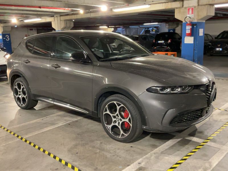 Alfa Romeo Tonale 1.3 Plug-in Hybrid Veloce AWD 2023 – снимка 12