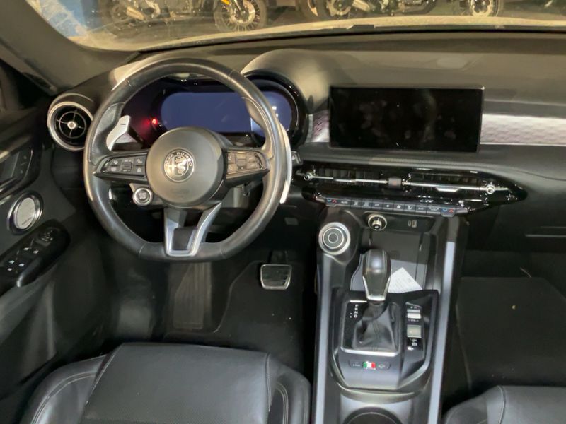 Alfa Romeo Tonale 1.3 Plug-in Hybrid Veloce AWD 2023 – снимка 17