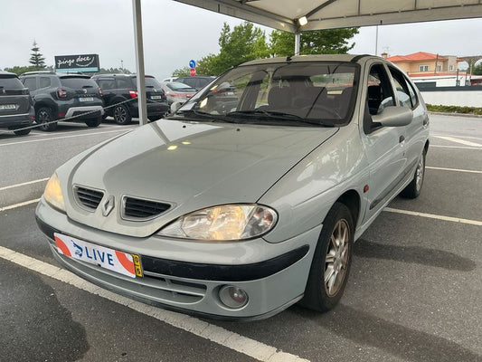 Renault Megane 1.4 Authentique 2000 – снимка 1