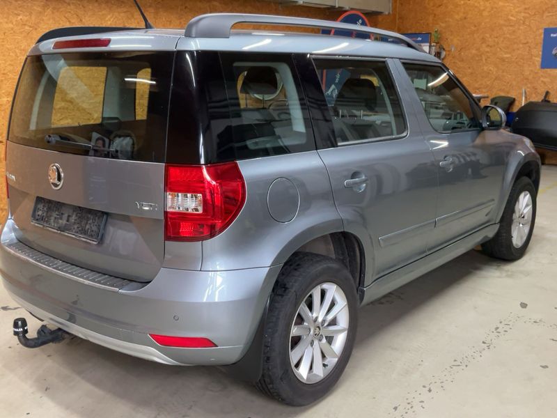 Skoda Yeti 1.4 TSI Ambition 2017 – снимка 8