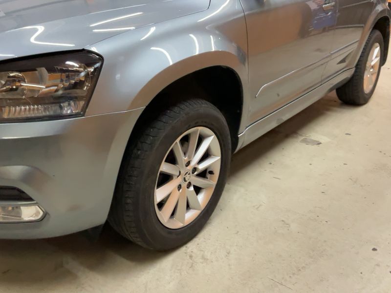 Skoda Yeti 1.4 TSI Ambition 2017 – снимка 2