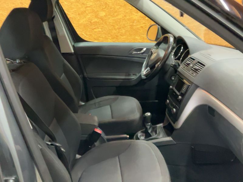 Skoda Yeti 1.4 TSI Ambition 2017 – снимка 17