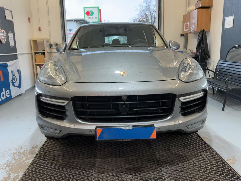 Porsche Cayenne Turbo 2015 – снимка 14