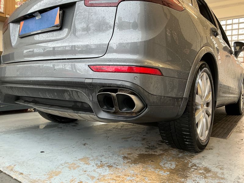 Porsche Cayenne Turbo 2015 – снимка 28