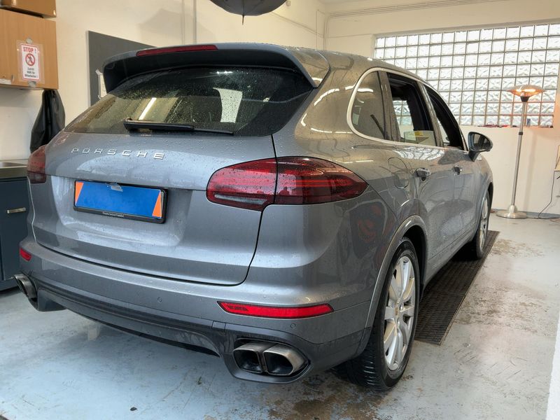 Porsche Cayenne Turbo 2015 – снимка 8