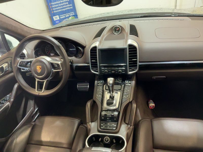 Porsche Cayenne Turbo 2015 – снимка 17