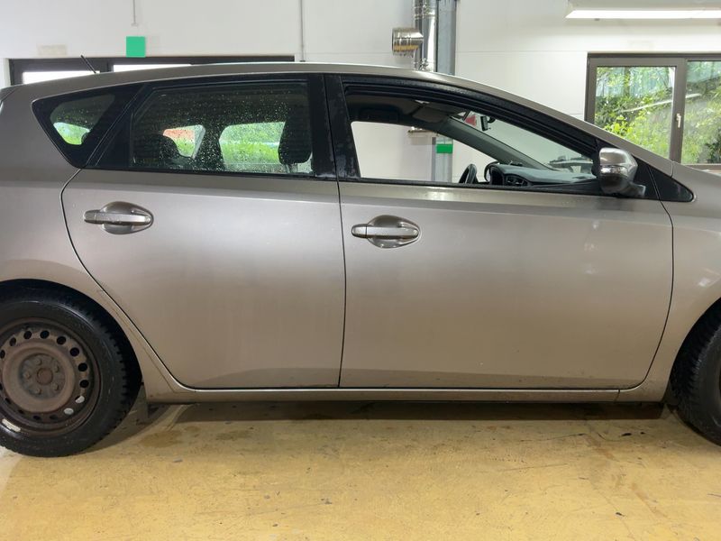 Toyota Auris 1.4 Turbodiesel 2014 – снимка 7