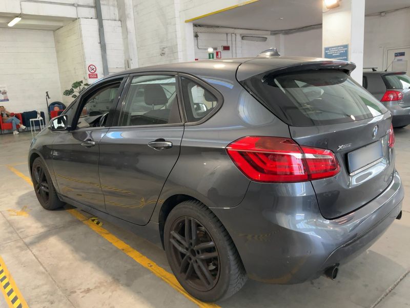BMW 2er 220d Active Tourer xDrive Sport Line 2015 – снимка 6