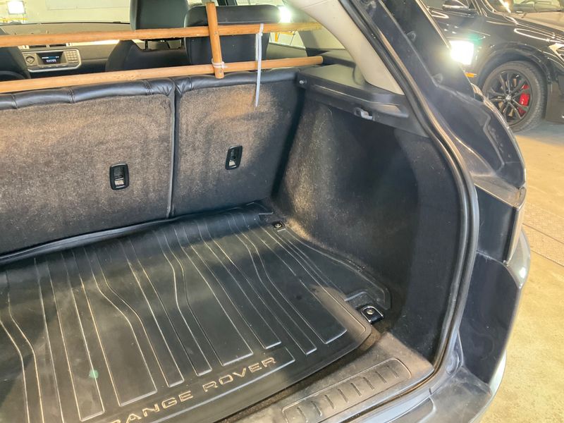 Land Rover Evoque 2.2 Td4 Pure 2012 – снимка 38