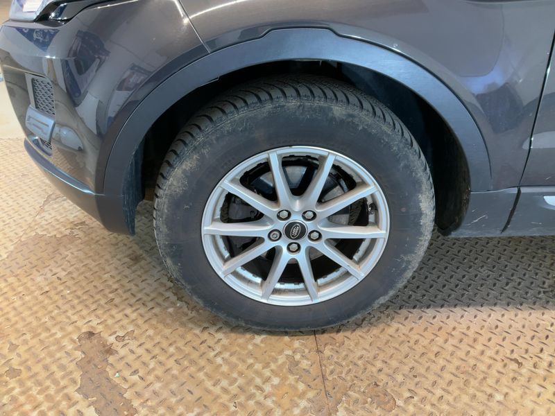 Land Rover Evoque 2.2 Td4 Pure 2012 – снимка 3