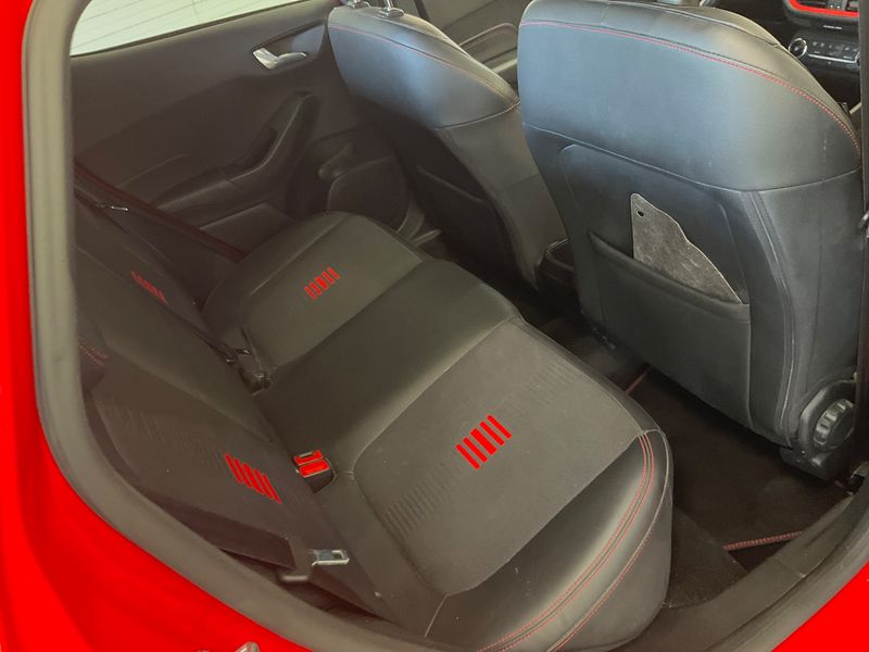 Ford Fiesta 1.0 EcoBoost ST-Line 2018 – снимка 31