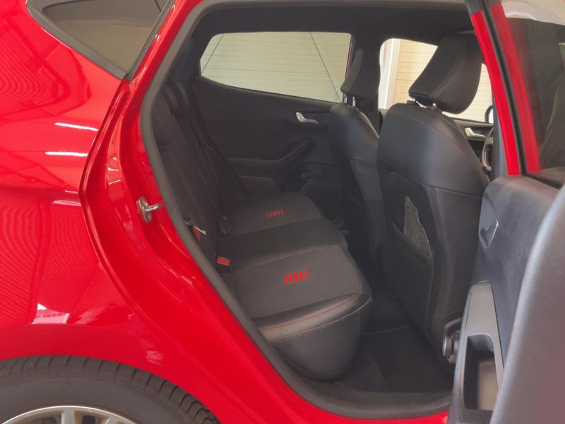 Ford Fiesta 1.0 EcoBoost ST-Line 2018 – снимка 19
