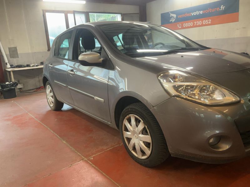 Renault Clio 1.2 Collection Zen 2014 – снимка 12