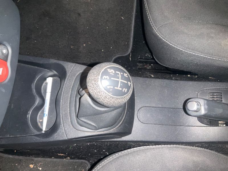 Renault Clio 1.2 Collection Zen 2014 – снимка 33