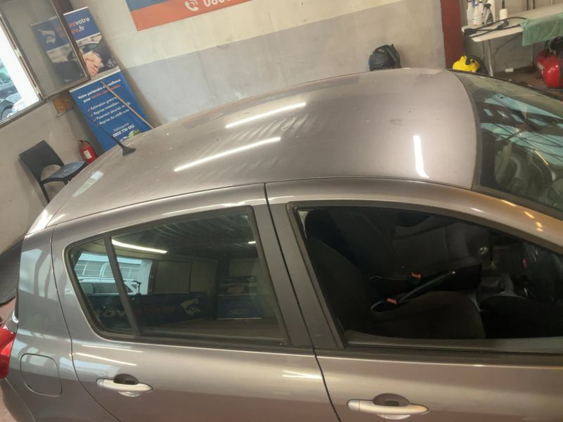 Renault Clio 1.2 Collection Zen 2014 – снимка 13