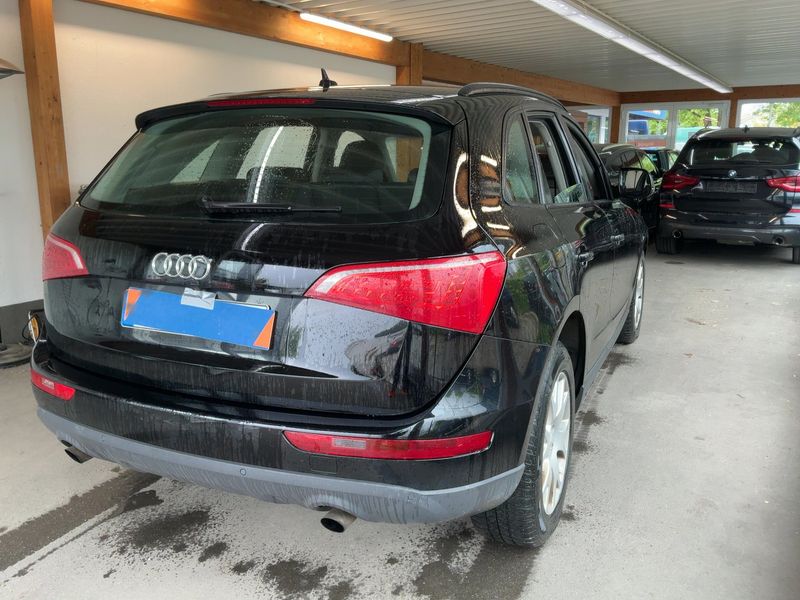Audi Q5 2.0 TFSI quattro 2010 – снимка 8