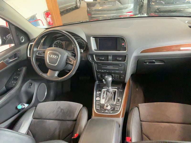 Audi Q5 2.0 TFSI quattro 2010 – снимка 17