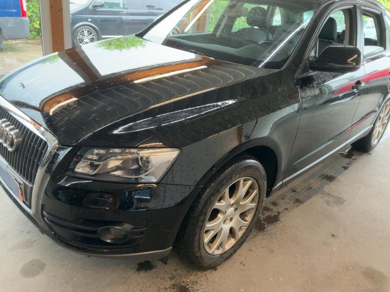 Audi Q5 2.0 TFSI quattro 2010 – снимка 2