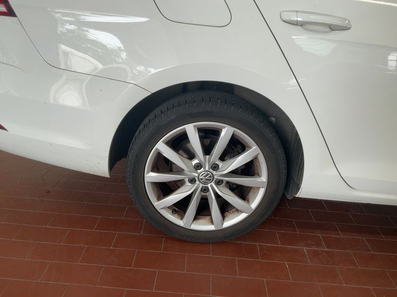 Volkswagen Golf VII 2.0 TDI Highline BlueMotion Tech 2017 – снимка 9