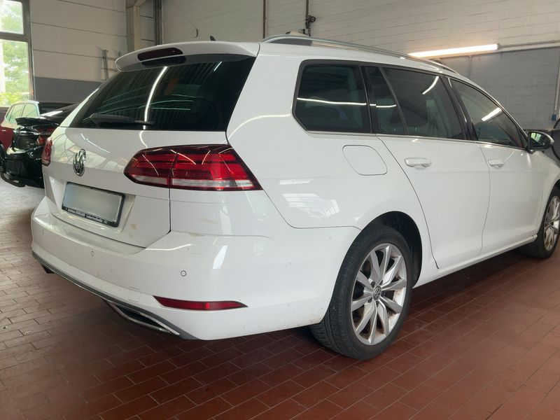 Volkswagen Golf VII 2.0 TDI Highline BlueMotion Tech 2017 – снимка 8