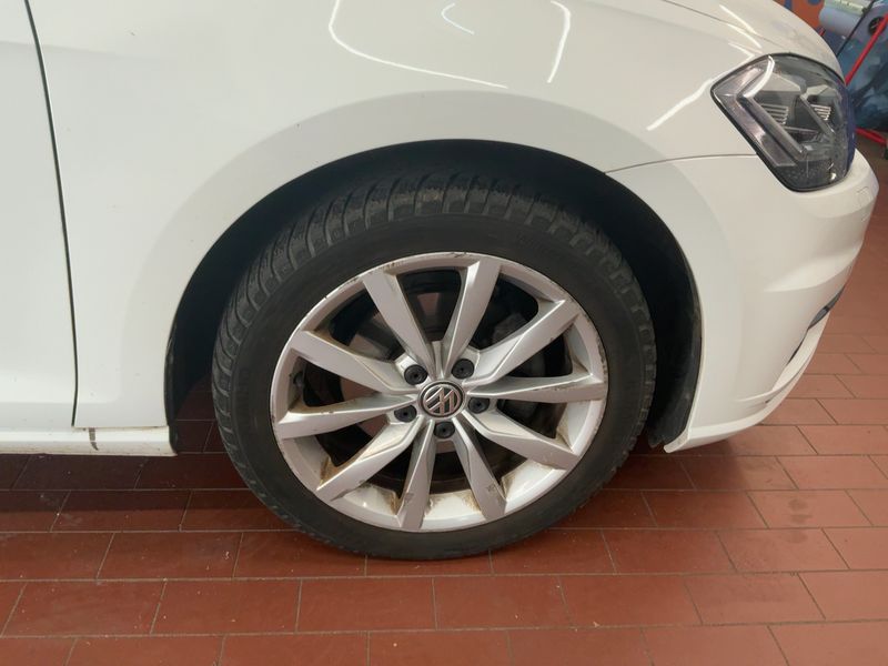 Volkswagen Golf VII 2.0 TDI Highline BlueMotion Tech 2017 – снимка 11