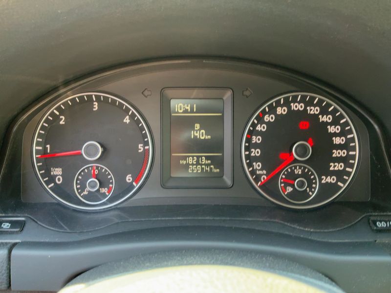 Volkswagen Golf VI Plus 1.6 TDI Trendline 2009 – снимка 13